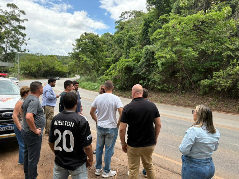Vereadores participaram de uma visita técnica à MGC-262